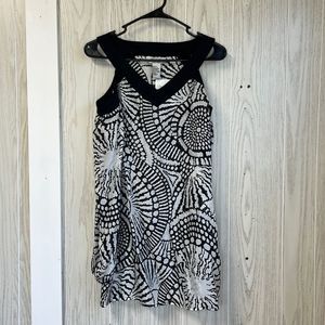 Helios & Luna Black and white cold shoulder top. 100% silk. NWTs